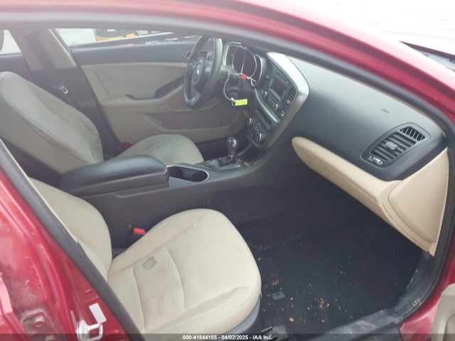 5XXGM4A76EG265436 KIA Optima Lx