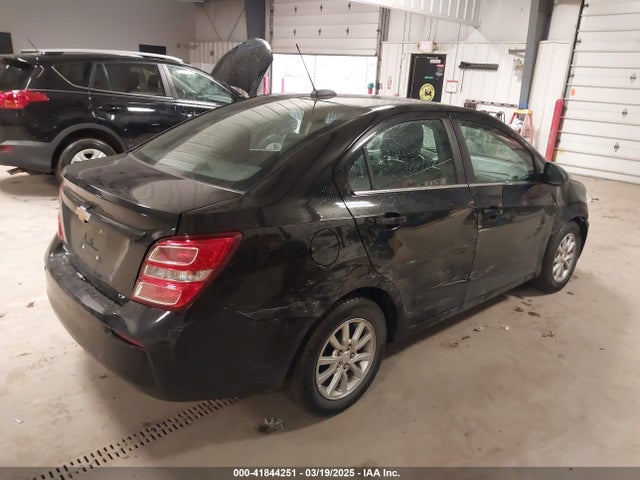 1G1JD5SB8K4111050 Chevrolet Sonic Lt Auto