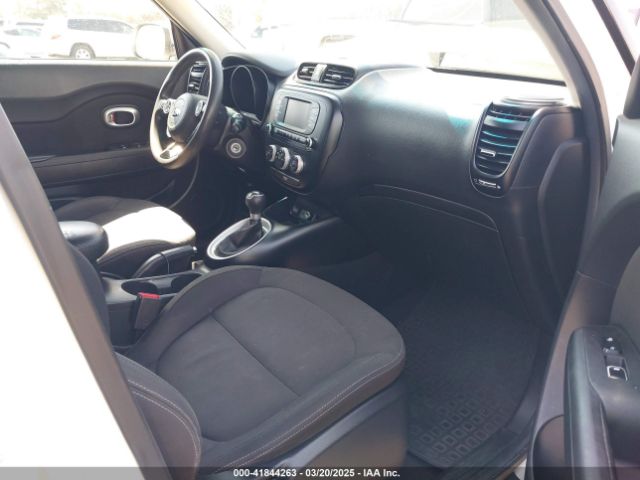 KNDJN2A25J7539966 KIA Soul
