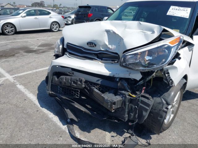 KNDJN2A25J7539966 KIA Soul