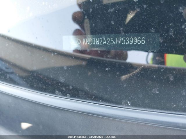KNDJN2A25J7539966 KIA Soul