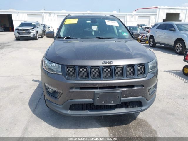 3C4NJDBB1JT402381 Jeep Compass Altitude 4x4