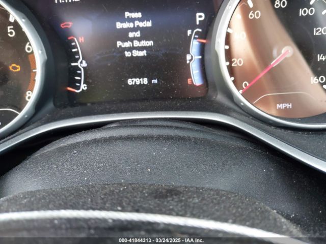 3C4NJDBB1JT402381 Jeep Compass Altitude 4x4
