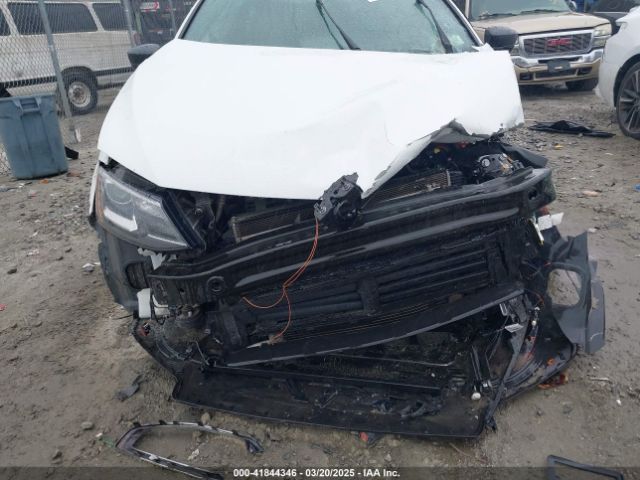 3VWD17AJ0GM394943 Volkswagen Jetta 1.8t Sport
