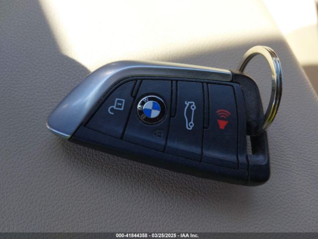5UXTY3C07LLU71163 BMW X3 Sdrive30i