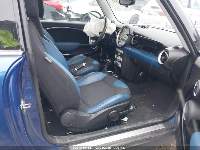 2009 MINI COOPER WMWMF33579TW72543 Photo 4