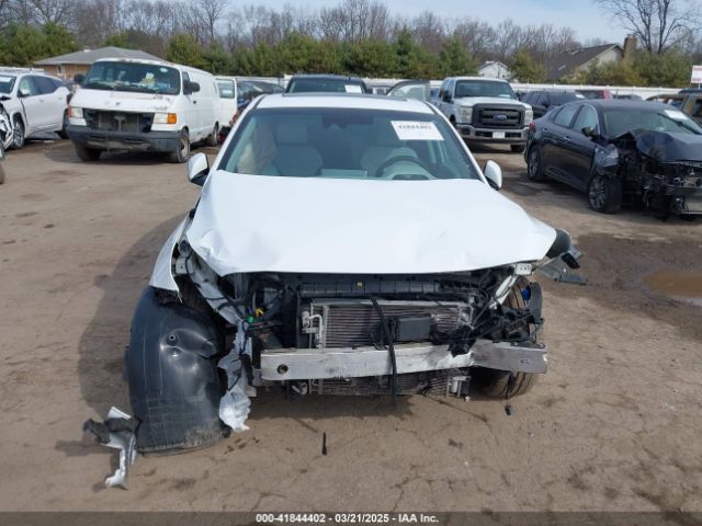 KMHC85LC0LU196104 Hyundai Ioniq Hybrid Sel