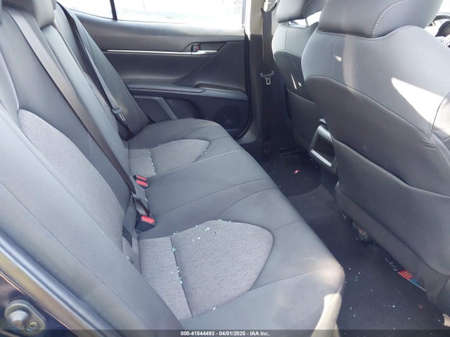 4T1C11AK0NU674001 Toyota CAMRY LE