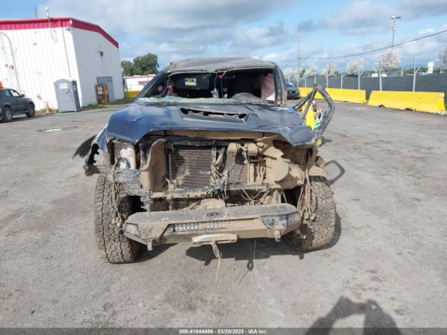 5TFCZ5AN1KX209591 Toyota Tacoma Trd Sport