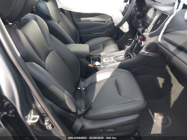 JF2SKARC8NH525968 Subaru Forester Touring