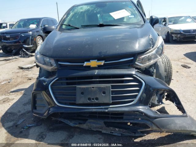 3GNCJKSB7KL206403 Chevrolet TRAX LS