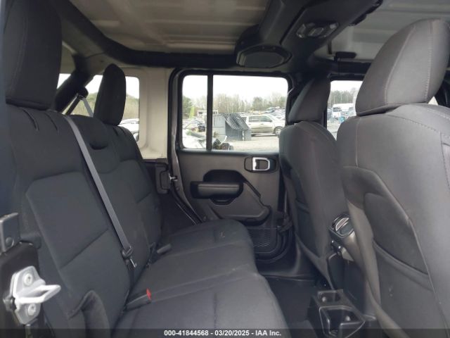 1C4HJXDG7PW501555 Jeep Wrangler 4-door Willys 4x4
