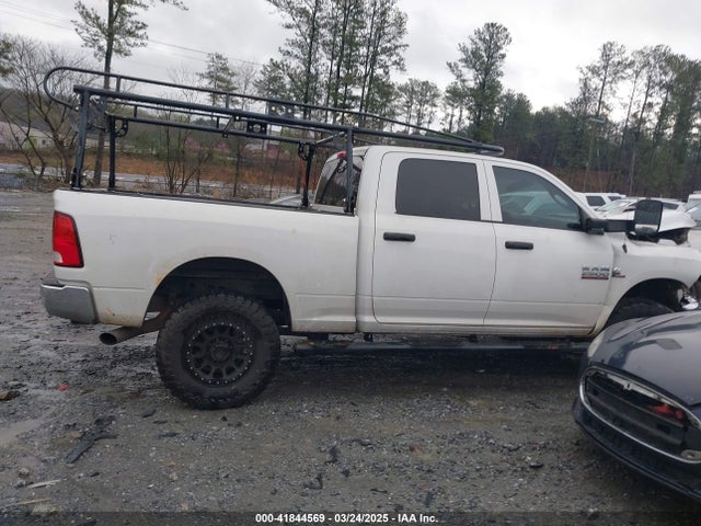 3C6UR5CL5JG316444 RAM 2500 Tradesman  4x4 6'4 Box
