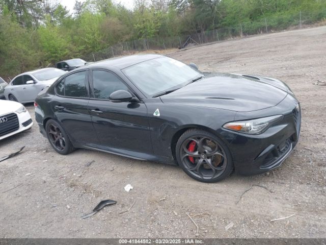 ZARFAMEV9P7677087 Alfa Romeo Giulia Quadrifoglio Rwd
