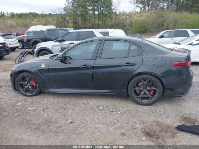 ZARFAMEV9P7677087 Alfa Romeo Giulia Quadrifoglio Rwd