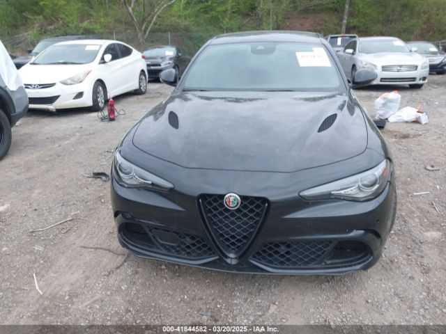 ZARFAMEV9P7677087 Alfa Romeo Giulia Quadrifoglio Rwd