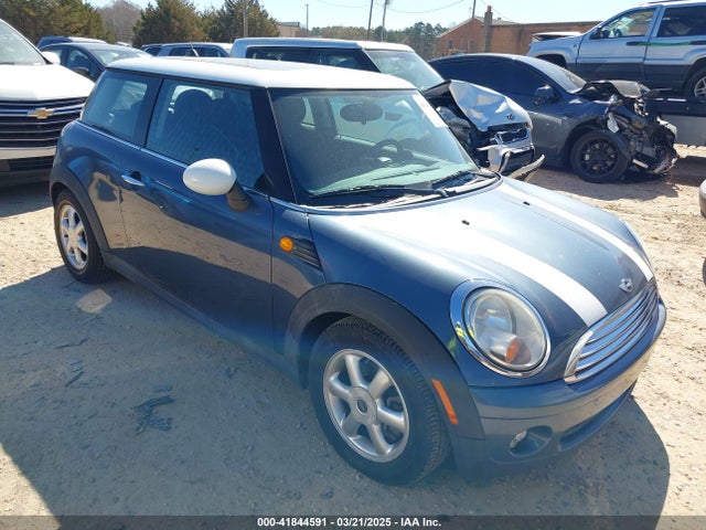 2009 MINI COOPER WMWMF33549TW79871 Photo 0
