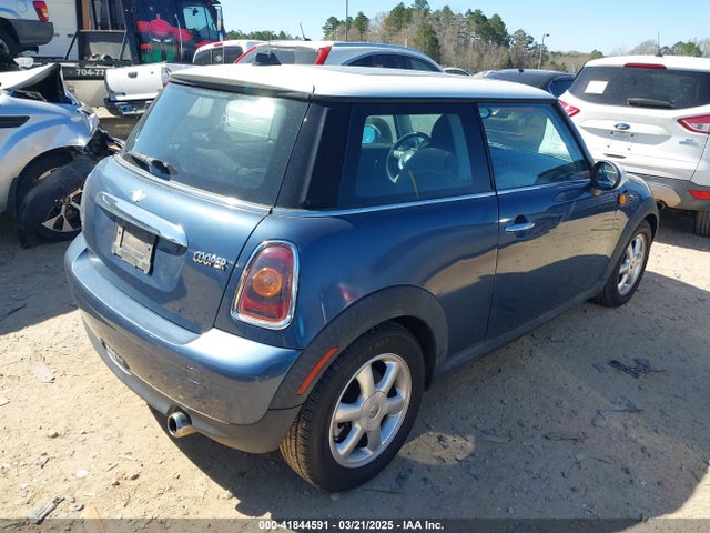2009 MINI COOPER WMWMF33549TW79871 Photo 3