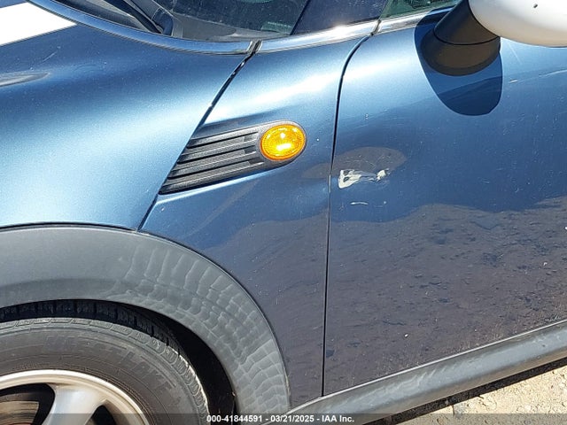 2009 MINI COOPER WMWMF33549TW79871 Photo 5
