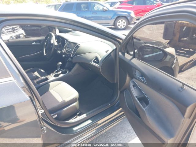 1G1BE5SM2J7181806 Chevrolet Cruze Lt Auto