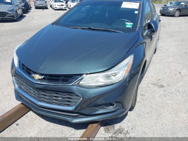 1G1BE5SM2J7181806 Chevrolet Cruze Lt Auto