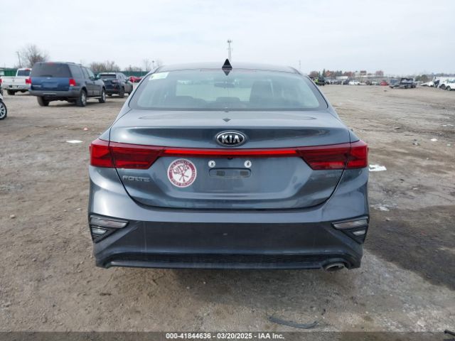 3KPF24AD4LE206902 KIA Forte Lxs