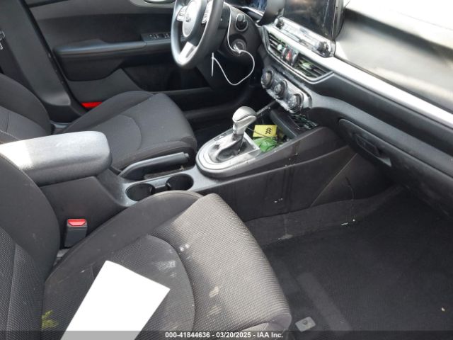 3KPF24AD4LE206902 KIA Forte Lxs