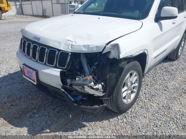 1C4RJFAG2KC736961 Jeep Grand Cherokee Laredo E 4x4