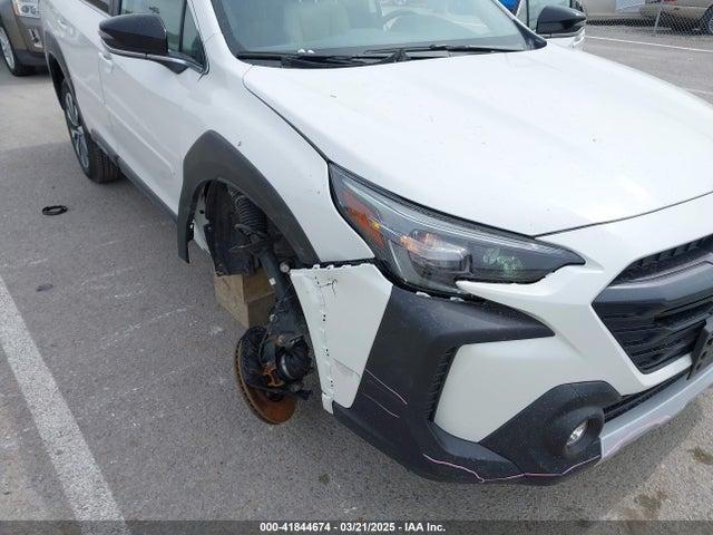4S4BTANC1R3231893 Subaru Outback Limited