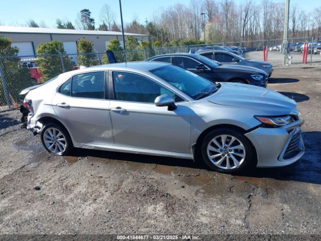 4T1C11AK6MU420159 Toyota CAMRY LE