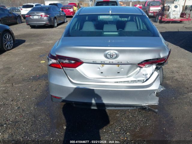 4T1C11AK6MU420159 Toyota CAMRY LE