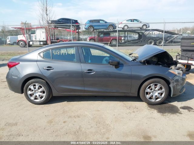 JM1BM1T78G1301289 Mazda Mazda3 I Sport