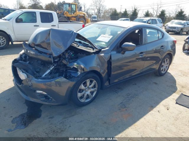 JM1BM1T78G1301289 Mazda Mazda3 I Sport