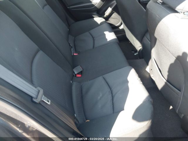JM1BM1T78G1301289 Mazda Mazda3 I Sport