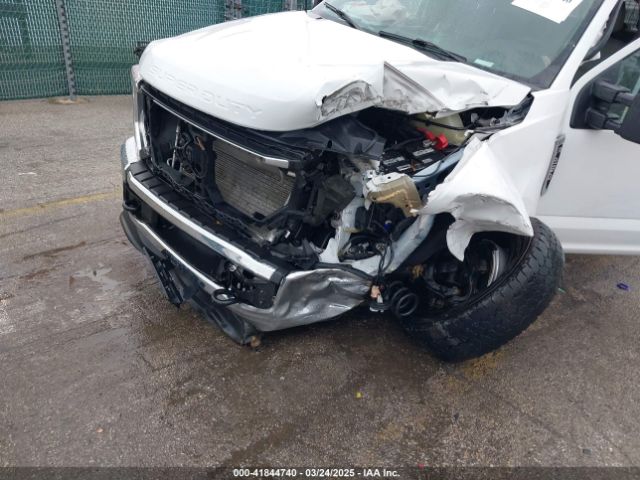 1FT7W2B65NEF76378 Ford F-250 Xl