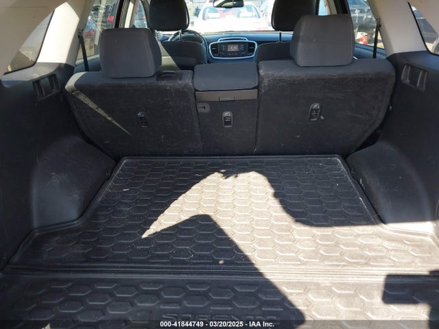 5XYPG4A3XGG133119 KIA Sorento 2.4l Lx