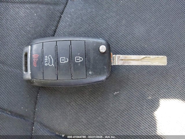 KNDJP3A55G7818224 KIA SOUL +