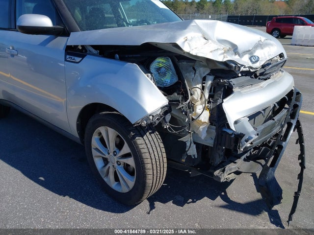 KNDJP3A55G7818224 KIA SOUL +