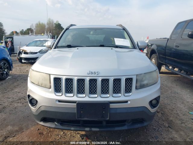 1C4NJCEA0ED586561 Jeep Compass Latitude