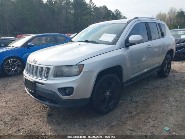 1C4NJCEA0ED586561 Jeep Compass Latitude