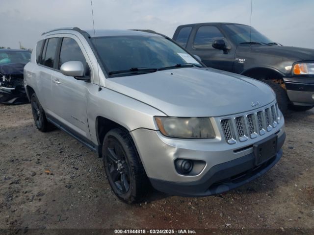 1C4NJCEA0ED586561 Jeep Compass Latitude