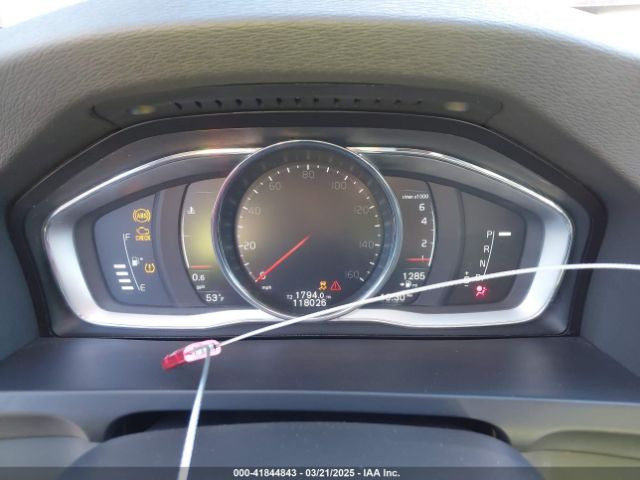 YV126MFL4J2451903 Volvo S60 T5 Dynamic