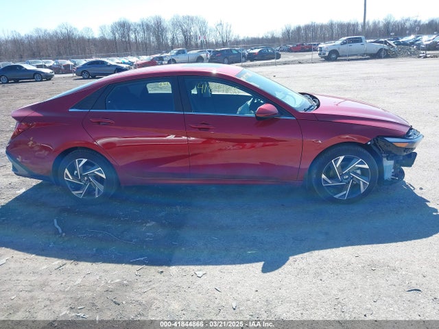 Hyundai ELANTRA SEL 2024 KMHLS4DG5RU771867 Image 13