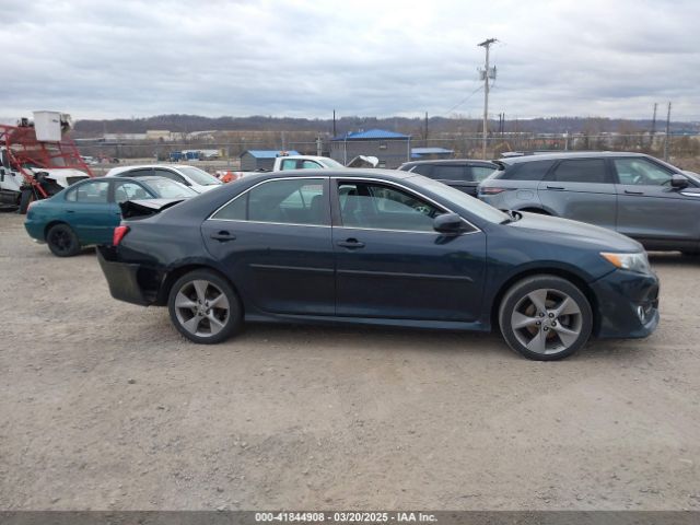 4T1BF1FK2EU736634 Toyota Camry Se Sport