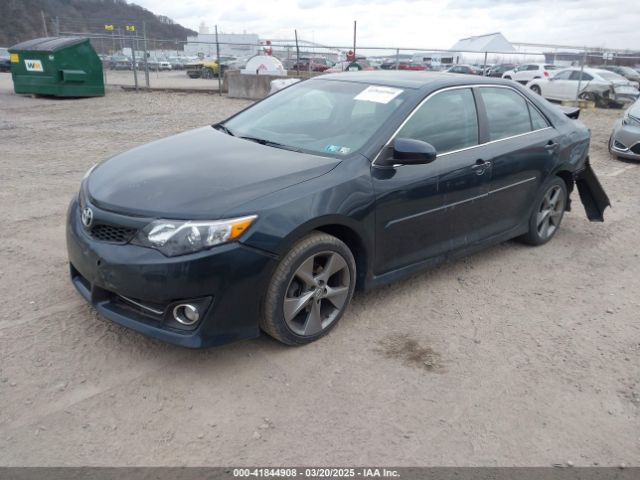 4T1BF1FK2EU736634 Toyota Camry Se Sport