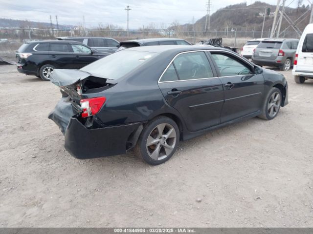 4T1BF1FK2EU736634 Toyota Camry Se Sport