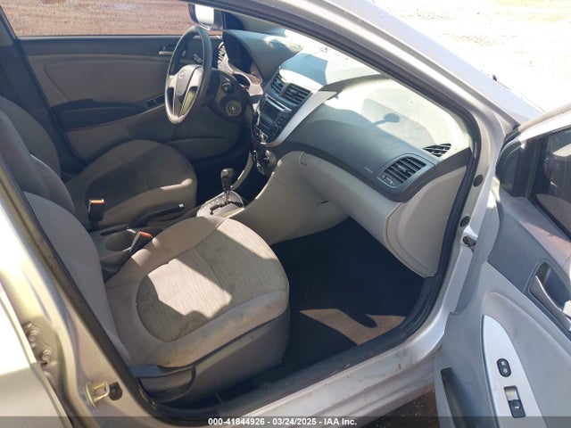 KMHCT4AE0HU286406 Hyundai ACCENT SE