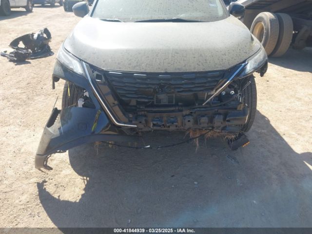 JN8BT3BA9PW411237 Nissan Rogue Sv Fwd