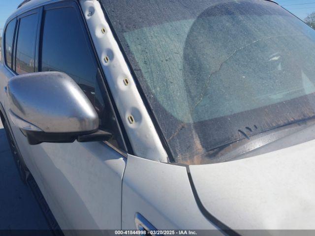 JN8AY2ND0JX000887 Nissan Armada Sl