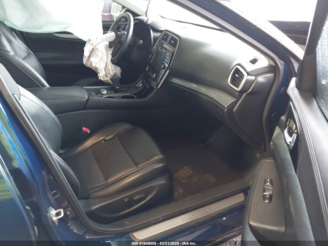 1N4AA6AP3HC373727 Nissan Maxima 3.5 Sv